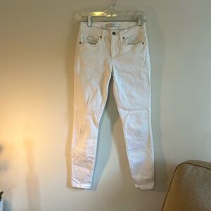 Joe’s Skinny White Jeans 25